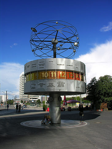 Alexanderplatz Weltzeituhr