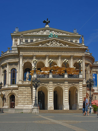 Fotos Alte Oper mit Opernplatz