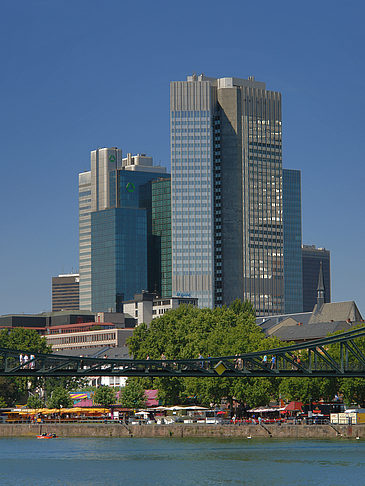 Eurotower und Dresdener Bank Fotos