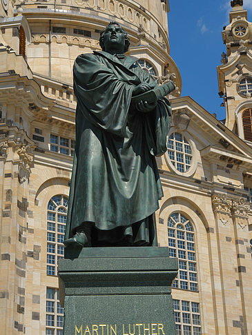 Foto Frauenkirche und Lutherdenkmal - Dresden