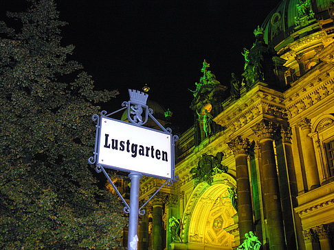 Fotos Lustgarten bei Nacht | Berlin