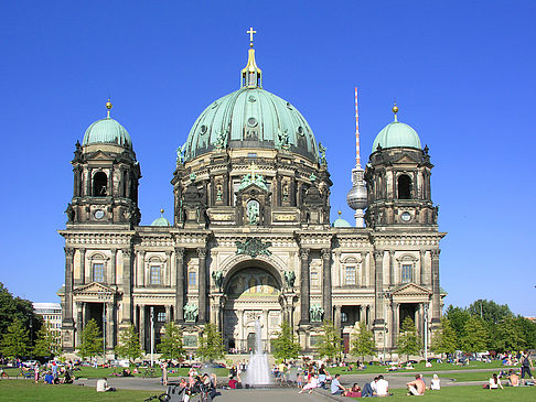 Foto Lustgarten und Berliner Dom