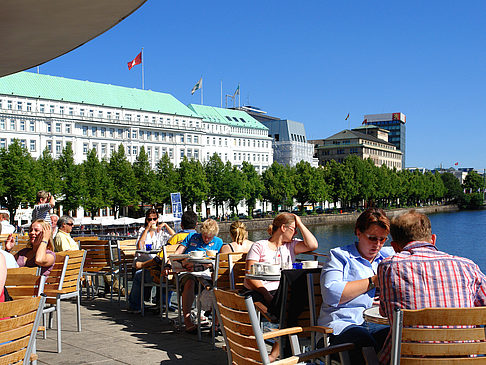 Brunchterrasse auf dem Alster Pavillon Fotos