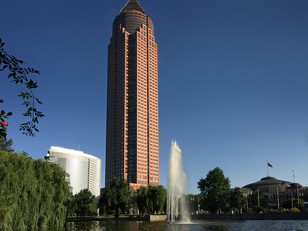 Fotos Messeturm mit Ludwig-Erhard-Anlage