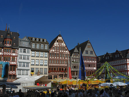 Gerechtigkeitsbrunnen auf dem Römerberg Foto 