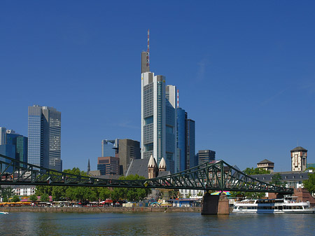 Fotos Skyline von Frankfurt mit eisernem Steg | Frankfurt am Main