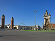 Monumentaler Brunnen im Kreisverkehr