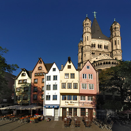 Fischmarkt vor Groß St.Martin Fotos