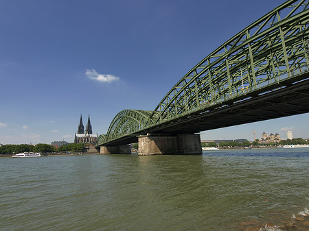 Fotos Hohenzollernbrücke am Kölner Dom | Köln